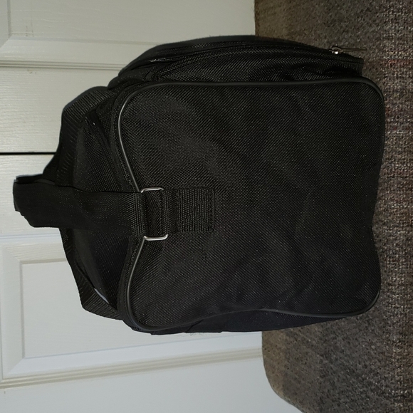 FF 💘🖤💘AMERICAN TOURISTER DUFFLE CARRY-ON SUITCASE TRAVEL LUGGAGE GYM TOTE BAG - Picture 3 of 5